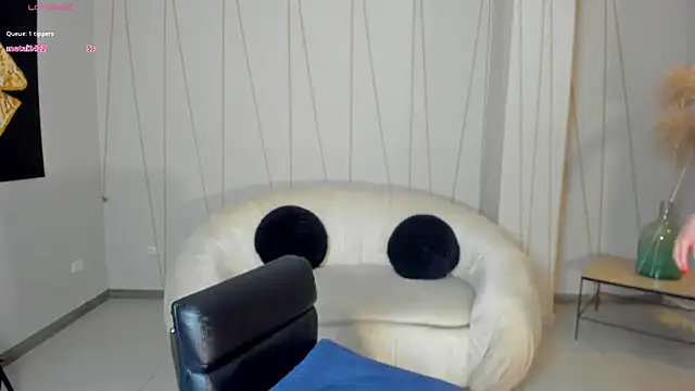 Snapshot of StacyWoods chatting on 03.06.25 StacyWoods online show from 03.06.25