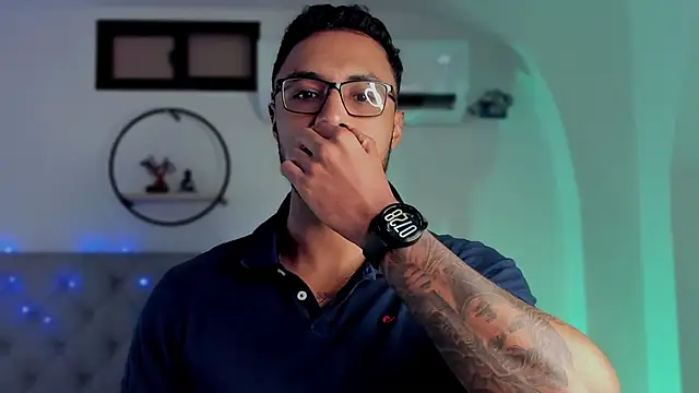 LiamGarcia1 online show from 01.03.25