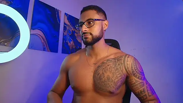 LiamGarcia1 online show from 03.10.26