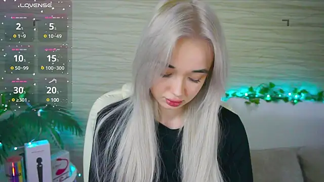 Snapshot of Ashley_S chatting on 03.16.25 Ashley S online show from 03.16.25