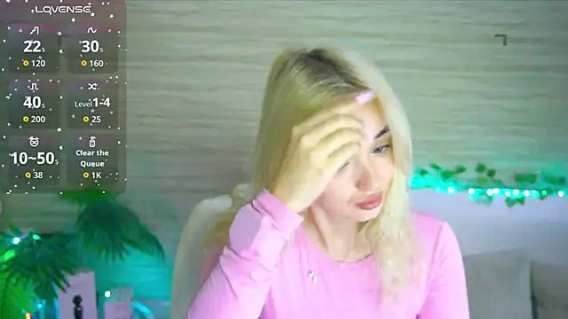 Snapshot of Ashley_S chatting on 11.03.25 Ashley S online show from 11.03.25