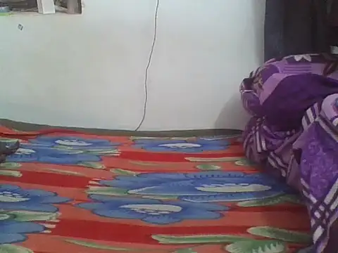 AuntyLover BhabhiLover  online show from 02.10.26