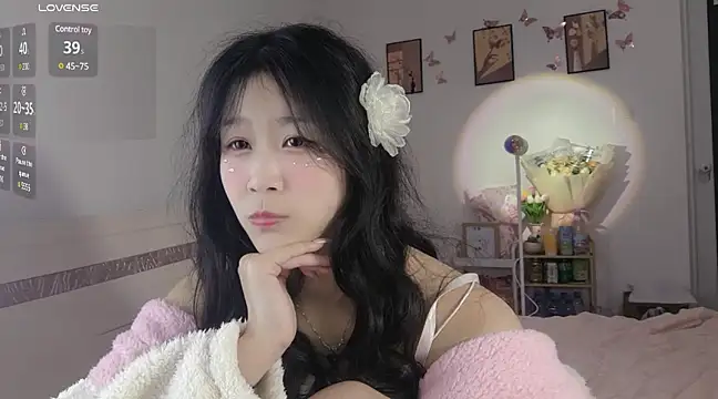 Luminous163 online show from 02.18.25