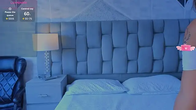 CoralRigan online show from 01.18.26