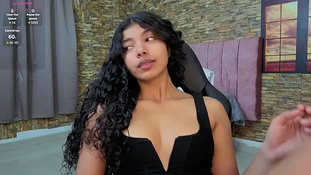 Snapshot of viktorya_xue chatting on 09.27.25 viktorya xue online show from 09.27.25