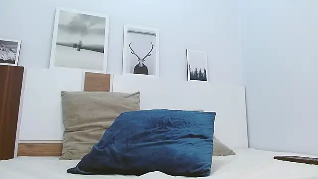 sussy leon online show from 03.15.25