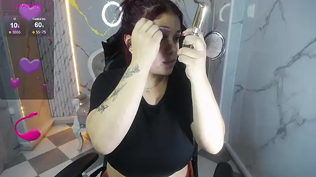 Snapshot of _Ambar72_b chatting on 09.27.25 Ambar72 b online show from 09.27.25