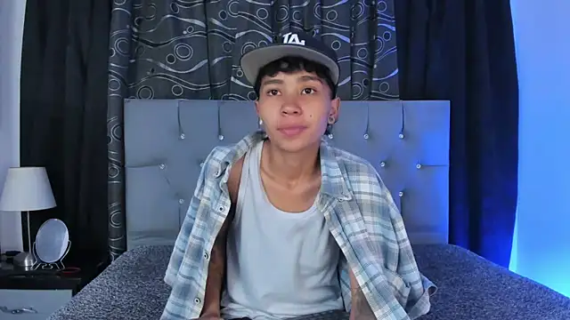 Snapshot of nova_sex01 chatting on 01.18.25 nova sex01 online show from 01.18.25