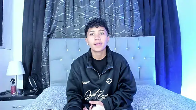 Snapshot of nova_sex01 chatting on 01.30.25 nova sex01 online show from 01.30.25