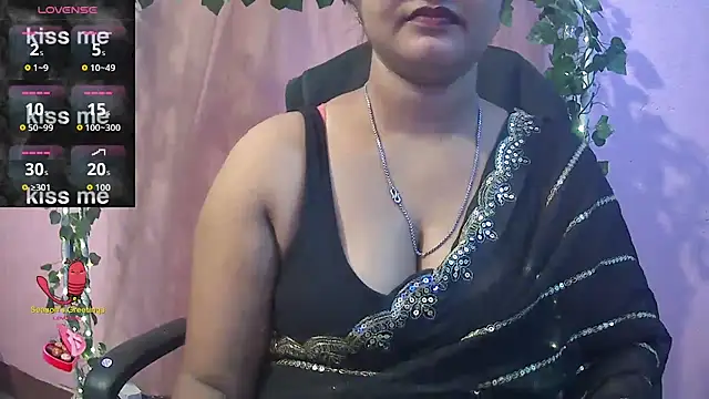 Snapshot of Pari-new chatting on 07.09.26 Pari-new online show from 07.09.26