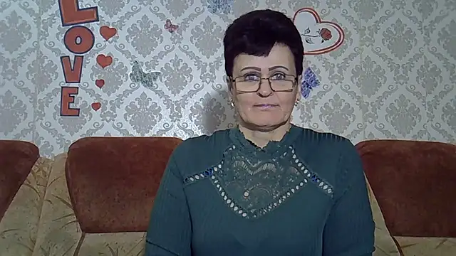 Snapshot of PaulaGolden chatting on 01.09.26 PaulaGolden online show from 01.09.26