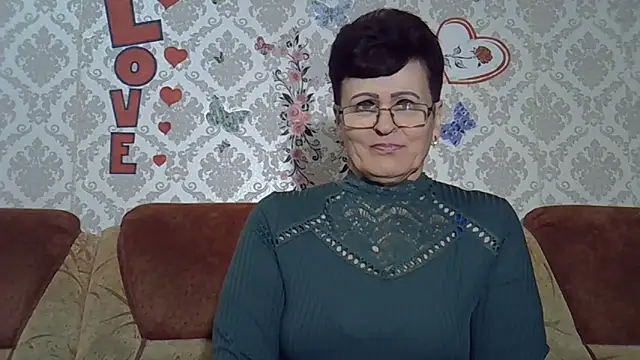 Snapshot of PaulaGolden chatting on 02.16.26 PaulaGolden online show from 02.16.26