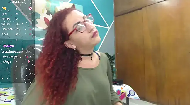 Snapshot of sabrina_dupont chatting on 03.12.25 sabrina dupont online show from 03.12.25