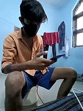 Snapshot of Shubu_76 chatting on 10.12.25 Shubu 76 online show from 10.12.25