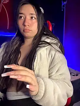 Sophie LS online show from 11.26.25