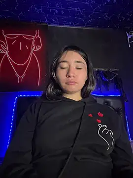 Sophie LS online show from 12.23.25