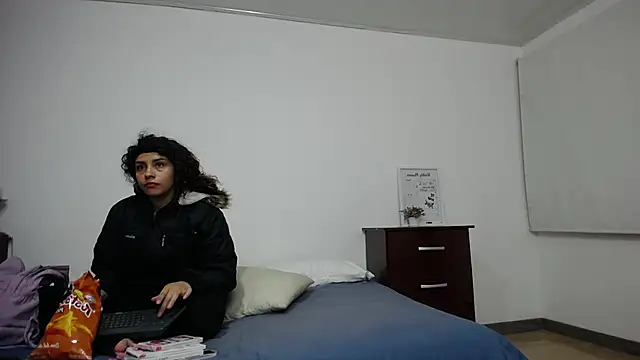 Snapshot of be_sinners chatting on 11.26.25 be sinners online show from 11.26.25