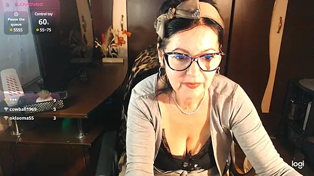 Snapshot of exymilf_ chatting on 02.09.25 exymilf online show from 02.09.25