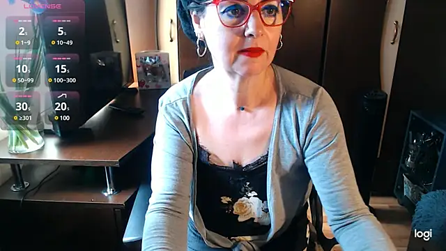 Snapshot of exymilf_ chatting on 03.12.25 exymilf online show from 03.12.25