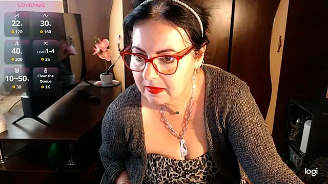 Snapshot of exymilf_ chatting on 10.09.25 exymilf online show from 10.09.25