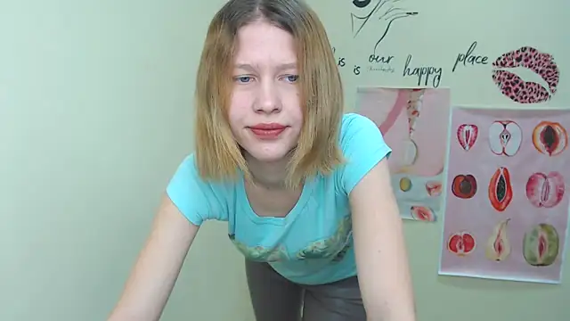 Snapshot of StellaCRL chatting on 02.27.25 StellaCRL online show from 02.27.25