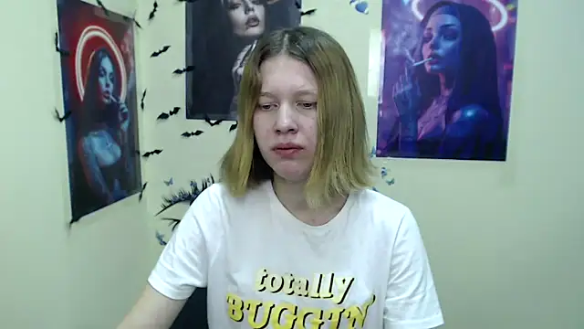 Snapshot of StellaCRL chatting on 03.03.25 StellaCRL online show from 03.03.25