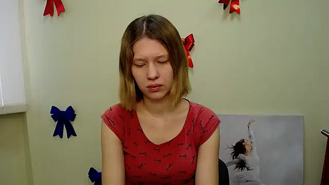 Snapshot of StellaCRL chatting on 03.06.25 StellaCRL online show from 03.06.25