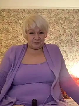 Laura Millf online show from 01.09.25