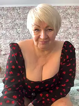 Laura Millf online show from 03.03.25