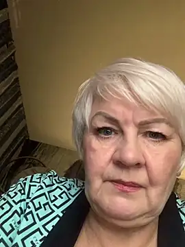 Laura Millf online show from 10.26.25