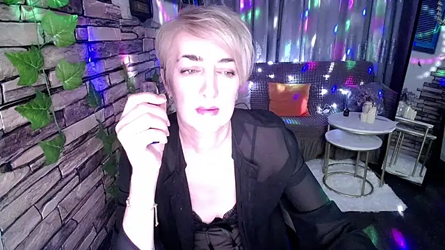 Hot Girl87 online show from 12.09.24