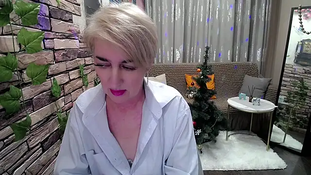 Hot Girl87 online show from 12.30.24