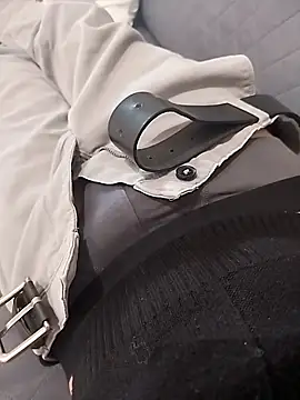 Snapshot of ptrz990 chatting on 11.13.25 ptrz990 online show from 11.13.25