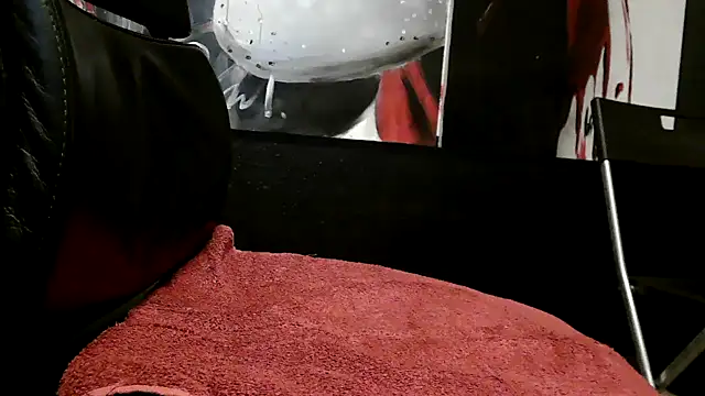 Snapshot of dani4334 chatting on 03.17.25 dani4334 online show from 03.17.25