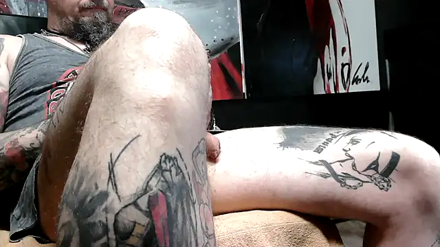 Snapshot of dani4334 chatting on 03.17.25 dani4334 online show from 03.17.25