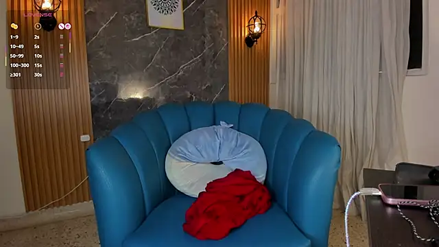 Julie Markk online show from 04.15.26