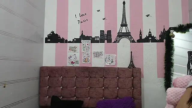 Snapshot of sara_caplerx chatting on 09.15.25 sara caplerx online show from 09.15.25