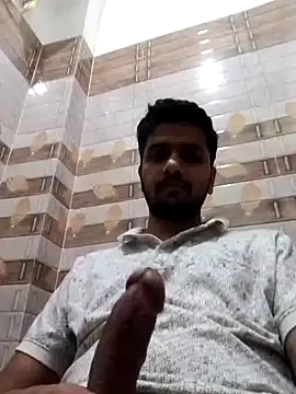 Snapshot of itachigunn chatting on 03.01.26 itachigunn online show from 03.01.26