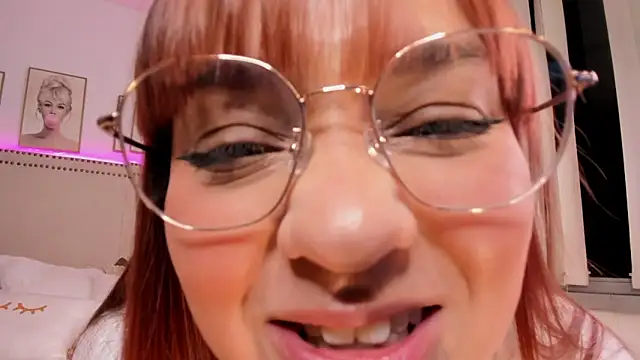 Snapshot of Valentina_Se chatting on 02.28.25 Valentina Se online show from 02.28.25