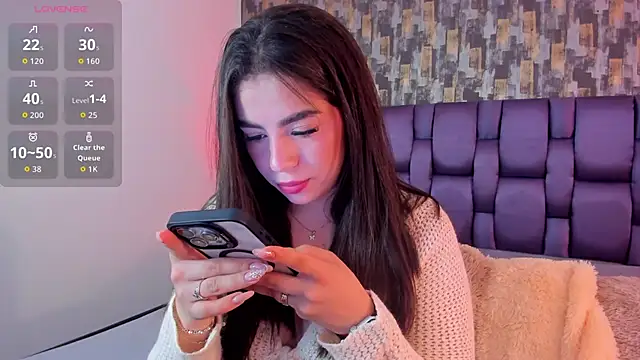 Snapshot of IsabellaAnngel chatting on 02.04.26 IsabellaAnngel online show from 02.04.26