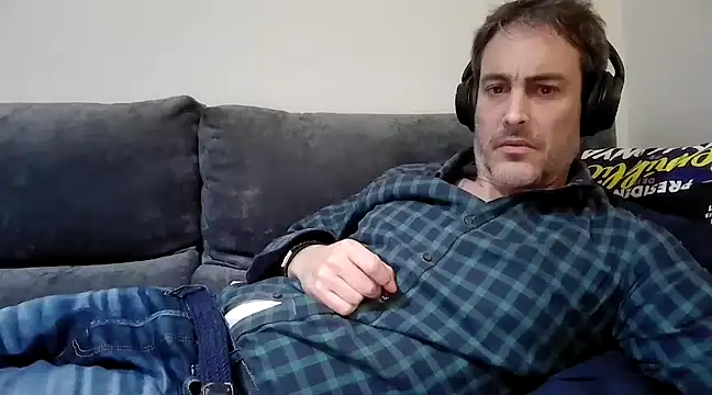 basquehotboy online show from 03.15.25