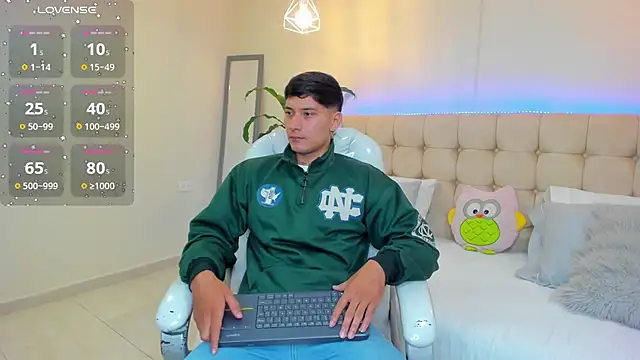 Damian23   online show from 01.18.25