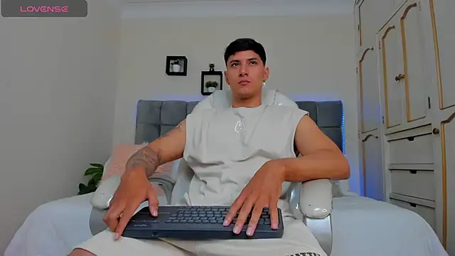 Damian23   online show from 03.10.25