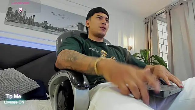 Damian23   online show from 02.17.26