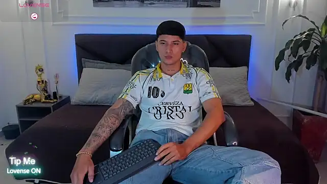 Damian23   online show from 03.10.26