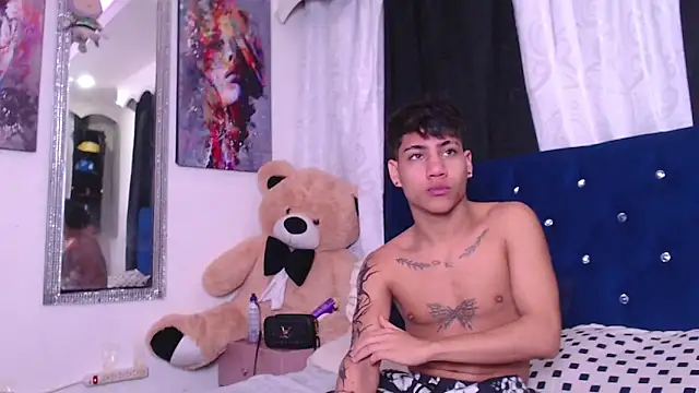 Sexys Boys Hot1 online show from 09.28.25