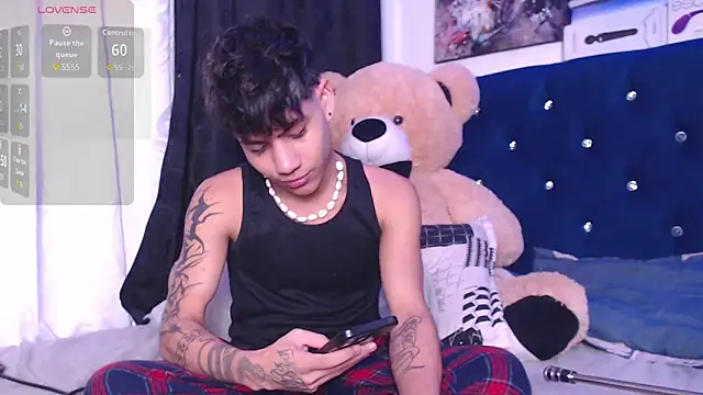 Sexys Boys Hot1 online show from 11.07.25