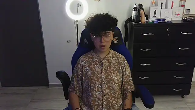 thomascooper7 online show from 02.15.25