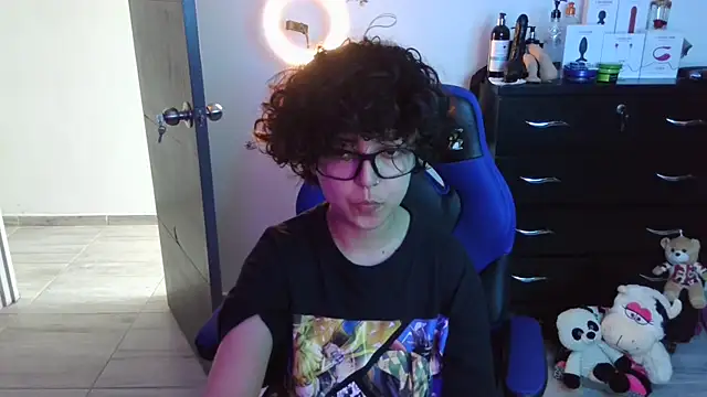 thomascooper7 online show from 10.20.25