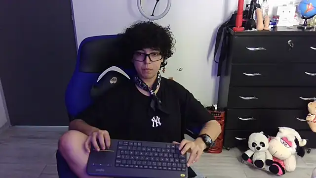 thomascooper7 online show from 04.23.26